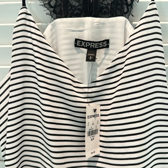 Express Black and White Stripe Tank Top Blouse with Lace Racerback - NWT - Picture 2 of 6